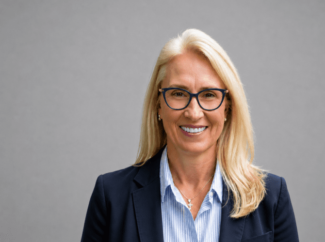 Robin Saunders Ryan, PT, MS, MBA